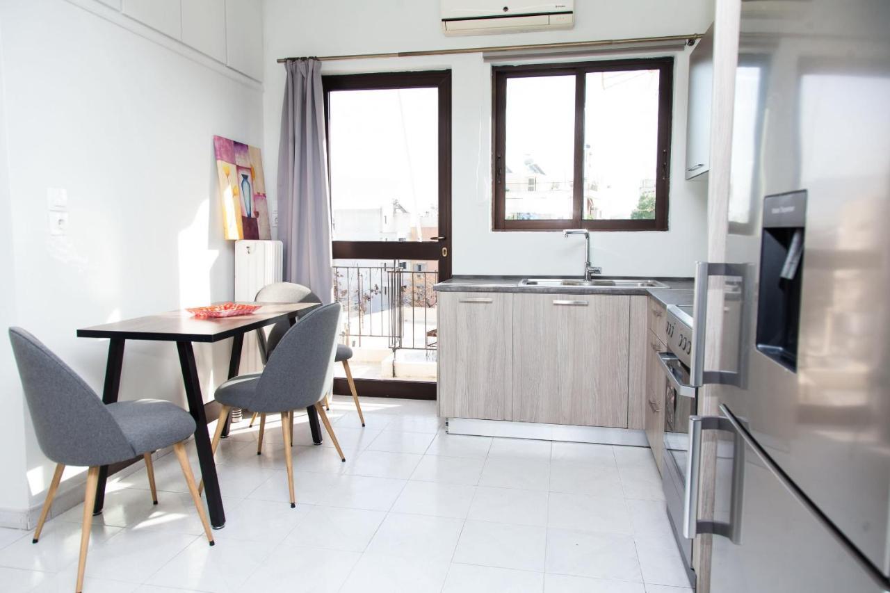Апартаменты Modern Apt In Heart Of Paleo Faliro! Афины Экстерьер фото