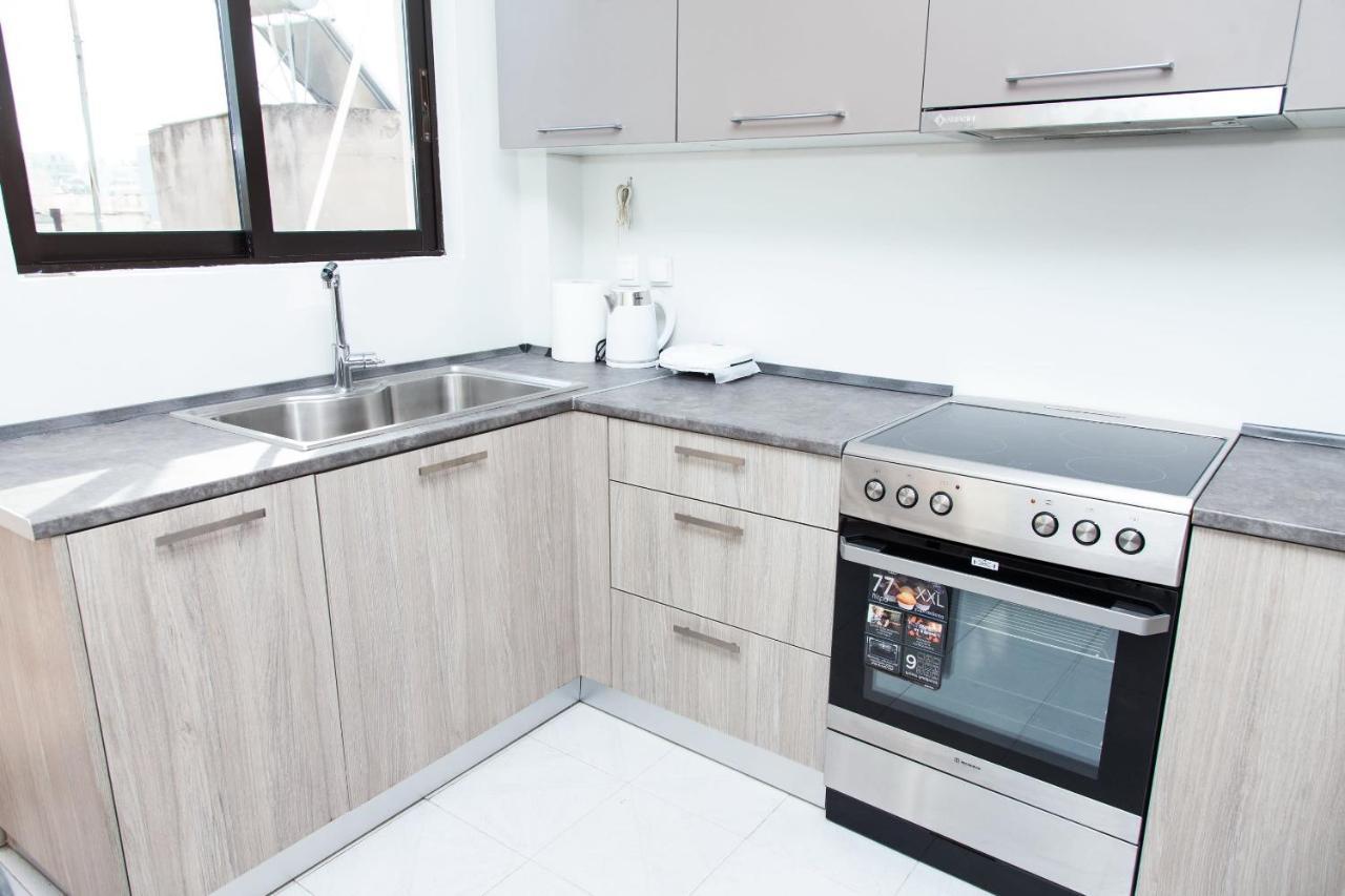 Апартаменты Modern Apt In Heart Of Paleo Faliro! Афины Экстерьер фото